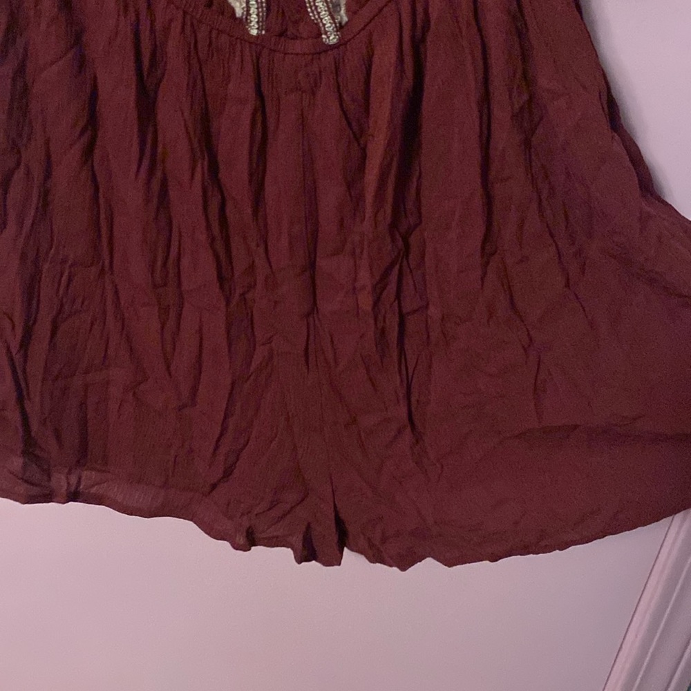 Maroon romper - Picture 4 of 4